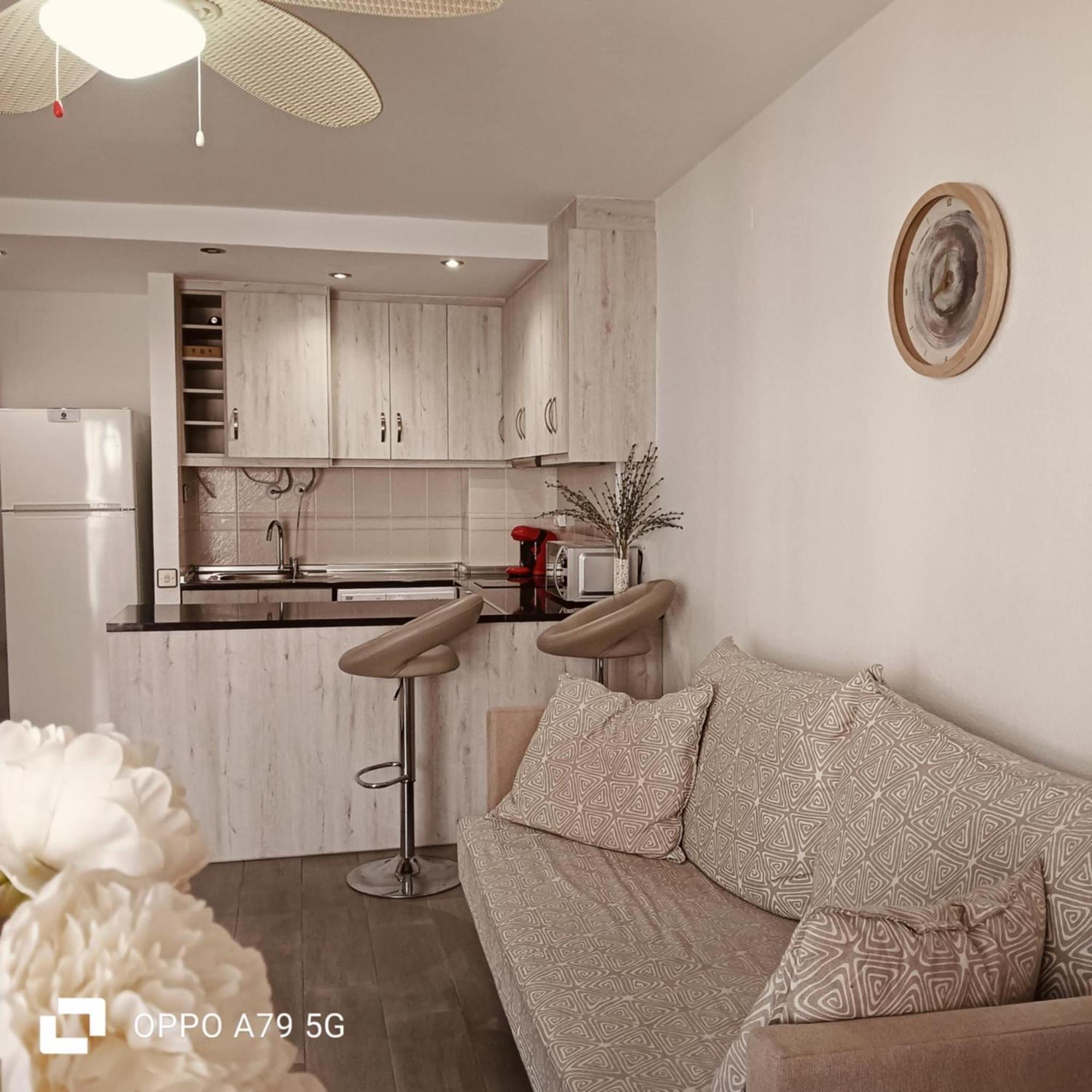 Appartement Τορεβιέχα Εξωτερικό φωτογραφία
